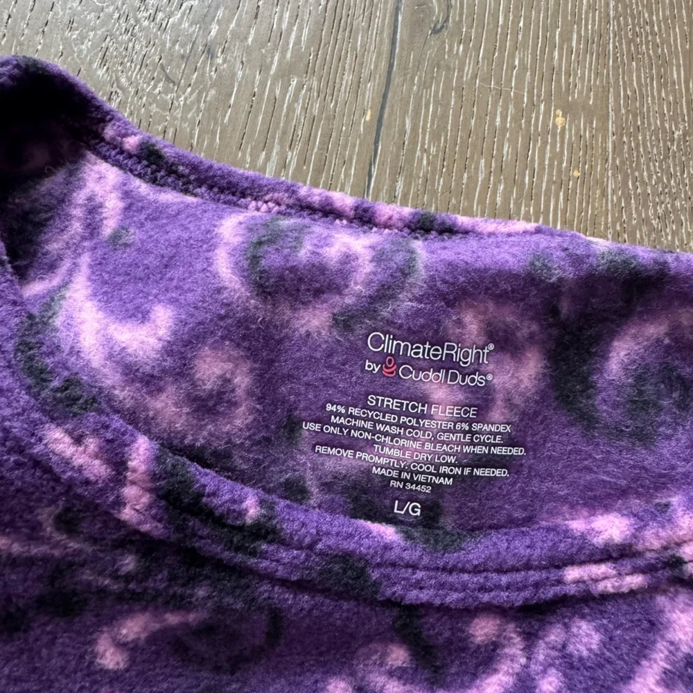 Climate Right by CuddleDuds Purple fleece top - Picture 3 of 5